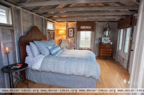 farmhouse bedroom by Nastasi Vail Design