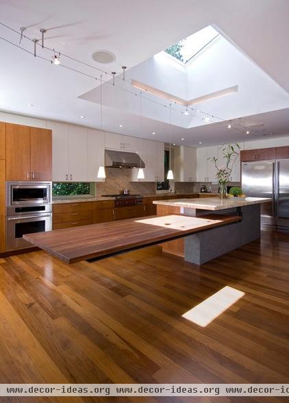 contemporary kitchen by Taylor Smyth Architects