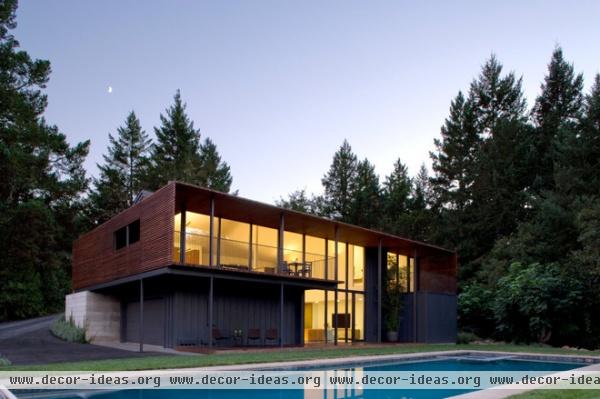 Houzz Tour: 2 Modern Buildings on an Upscale Farm