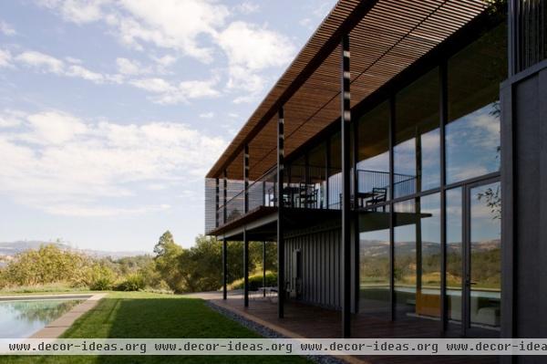 Houzz Tour: 2 Modern Buildings on an Upscale Farm