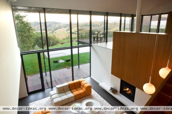 Houzz Tour: 2 Modern Buildings on an Upscale Farm