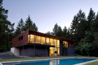 Houzz Tour: 2 Modern Buildings on an Upscale Farm