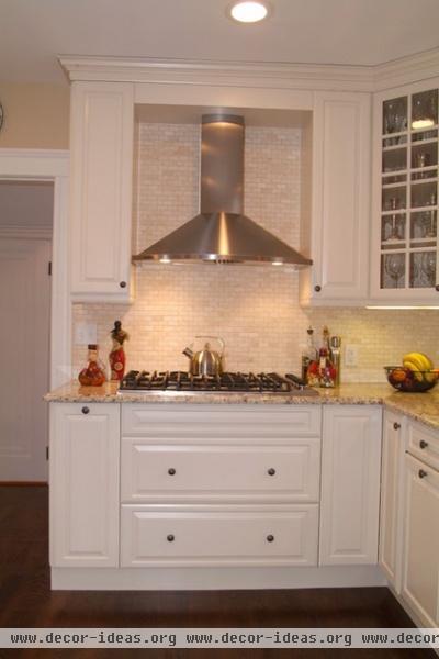 How to Add a Kitchen Backsplash