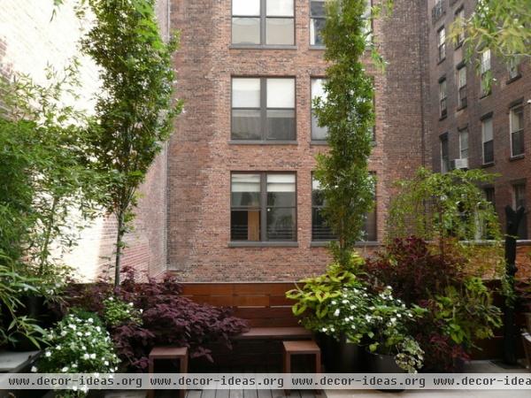 contemporary patio by The Artist Garden