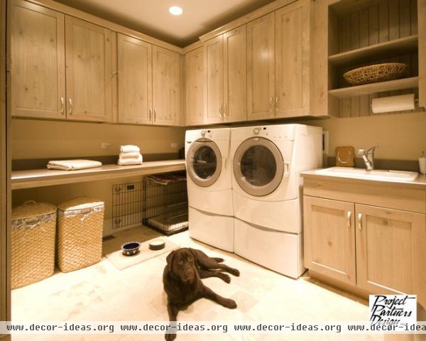 traditional laundry room by Project Partners Design