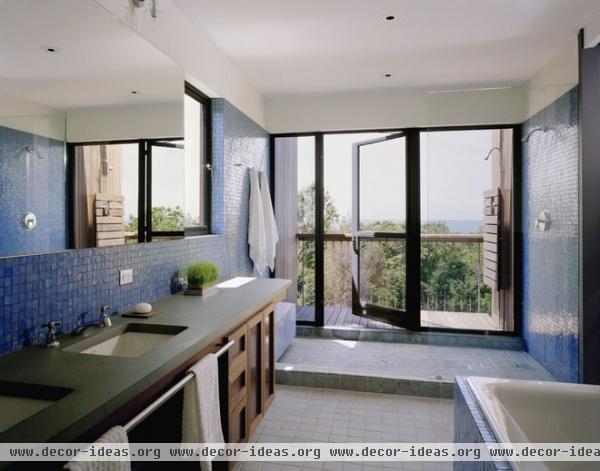 modern bathroom by Robert Young Architects