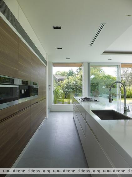 contemporary kitchen by Rudolfsson Alliker Associates Architects