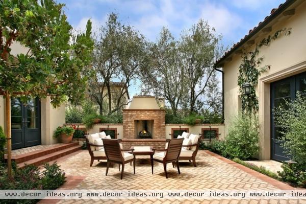 mediterranean patio by AMS Landscape Design Studios, Inc.