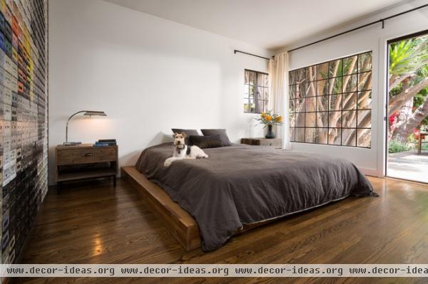 contemporary bedroom by Hsu McCullough