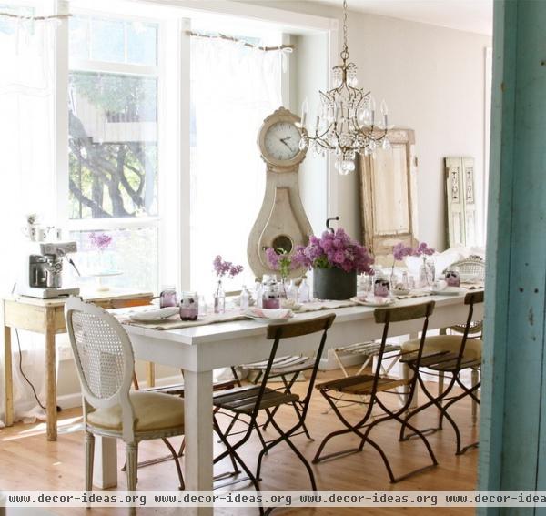 rustic dining room by Dreamy Whites