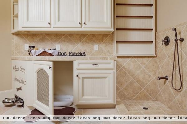 traditional laundry room by Morning Star Builders LTD