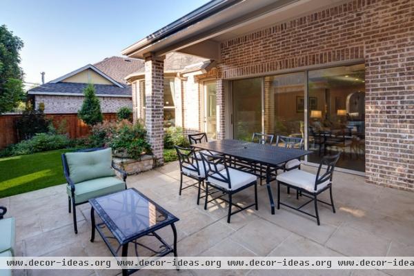 contemporary patio by Western Window Systems