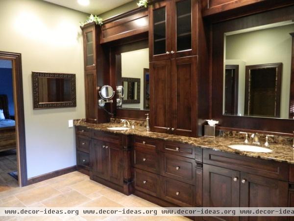 traditional bathroom by Marlene Ritland, CKD - Kitchen Depot