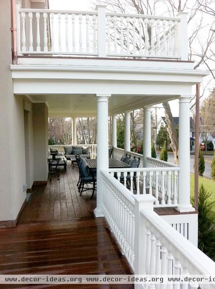 A 1906 Stucco Colonial is Brought Back to its Grand Stature