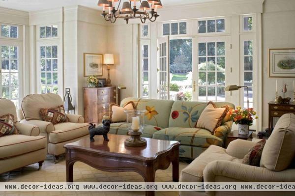 traditional family room by Meadowbank Designs