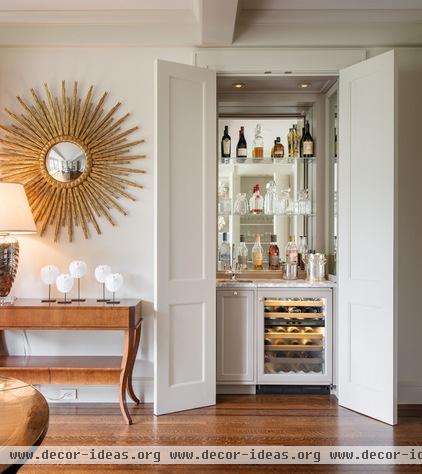 traditional family room by Sutro Architects