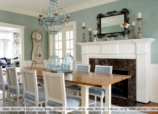 beach style dining room by Jules Duffy Designs