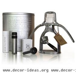 modern coffee makers and tea kettles by Importika