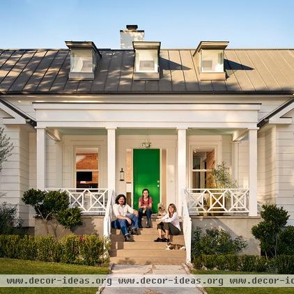 farmhouse exterior by Hugh Jefferson Randolph Architects