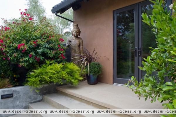 asian entry by Kathleen Shaeffer Design, Exterior Spaces