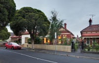 Houzz Tour: Welcoming Light and Gatherings in Melbourne