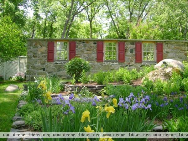 rustic landscape by Slater Associates Landscape Architects