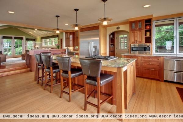 craftsman kitchen by Sortun-Vos Architects, P.S.