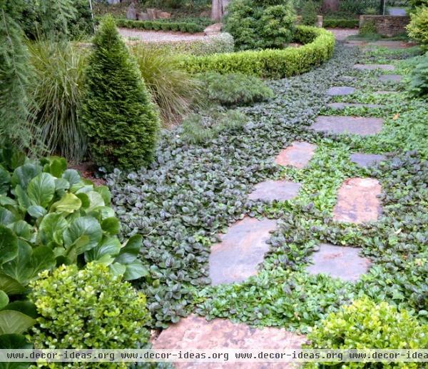 traditional landscape by Arthur Lathouris Garden Designer