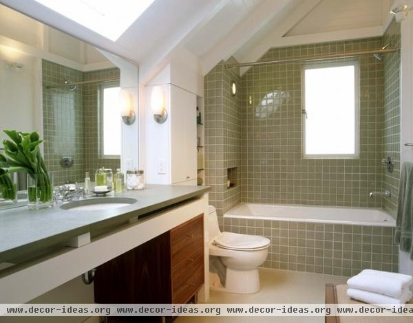 transitional bathroom by Cary Bernstein Architect