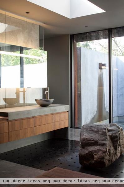 contemporary bathroom by Hufft Projects