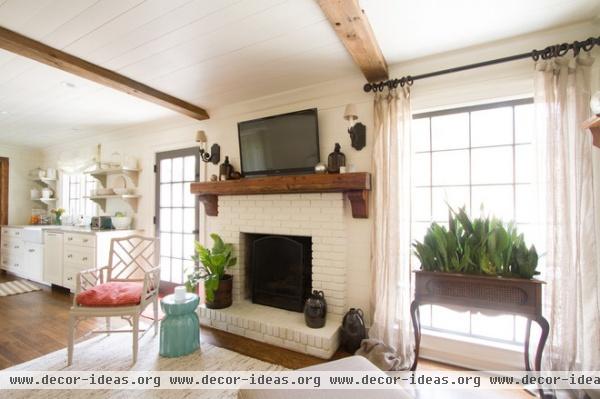 traditional family room by Abbey Construction Company, Inc.