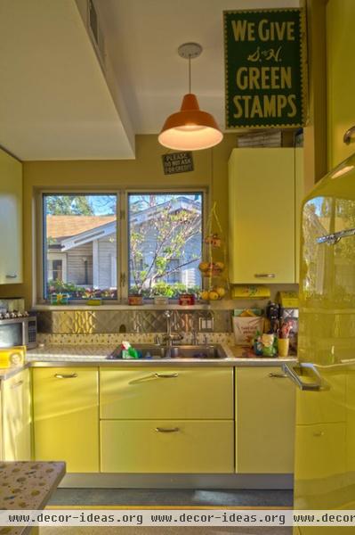 eclectic kitchen by Enclosures Architects