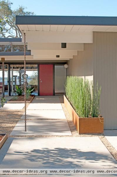 midcentury exterior Our 1954 Mid Century Ranch Home, Napa, CA