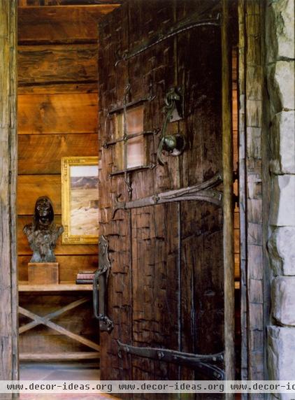 rustic entry by Peace Design