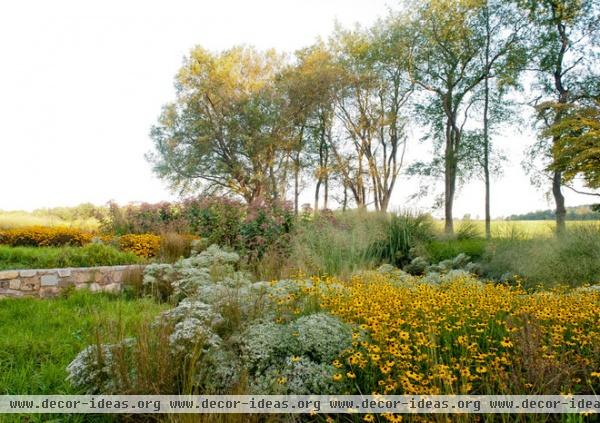 rustic landscape by jonathan alderson landscape architects, inc.