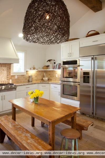 contemporary kitchen by Margot Hartford Photography