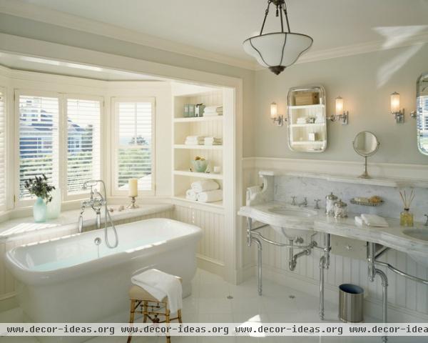 beach style bathroom by Hutker Architects