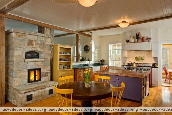 farmhouse kitchen by Phinney Design Group