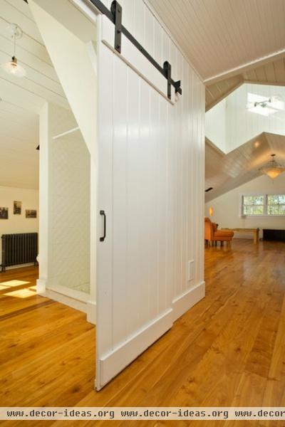 farmhouse hall by Phinney Design Group