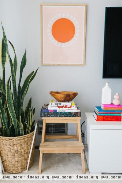 transitional living room by Nanette Wong