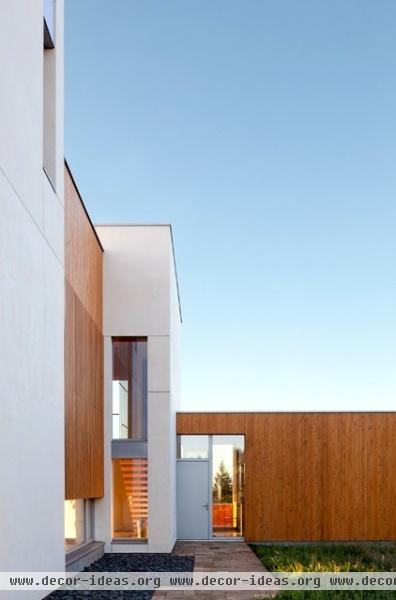 contemporary exterior by Hammer & Hand