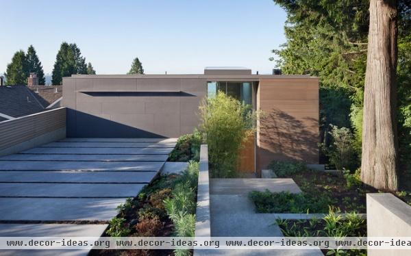 modern exterior by splyce design