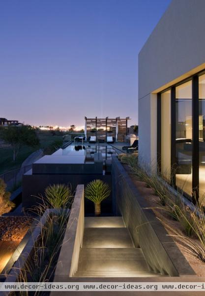 contemporary landscape by Assemblage Studio