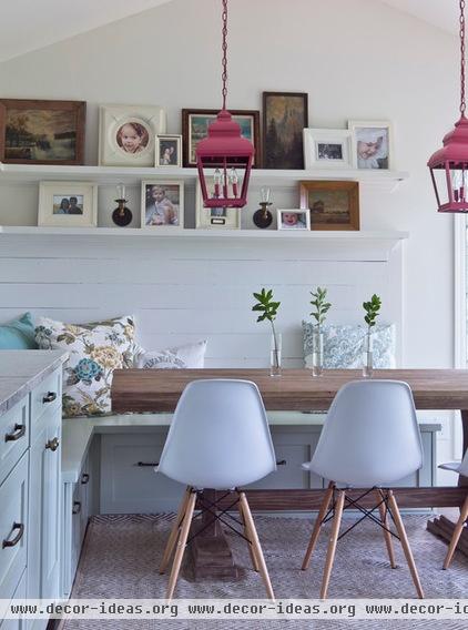 contemporary dining room by Julie Holloway