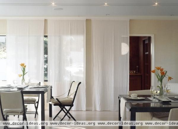 traditional dining room by Rozalynn Woods Interior Design