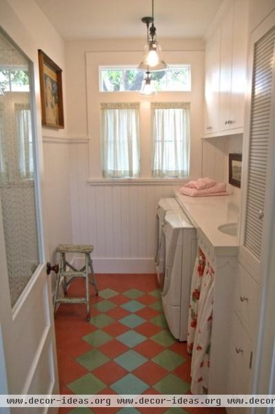 farmhouse laundry room by Alison Kandler Interior Design