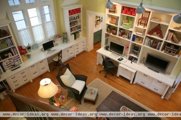 farmhouse family room by Alison Kandler Interior Design