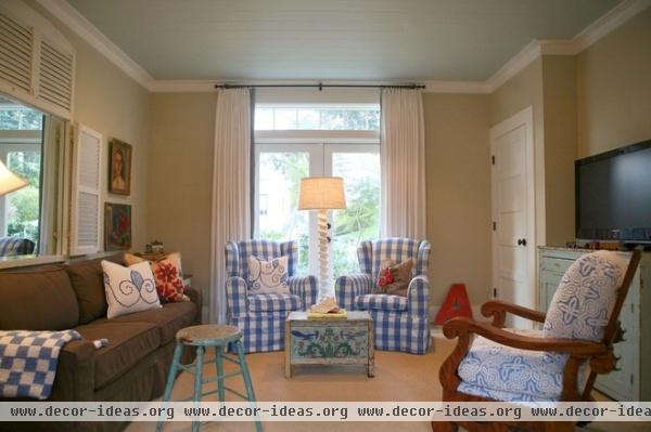 farmhouse family room by Alison Kandler Interior Design