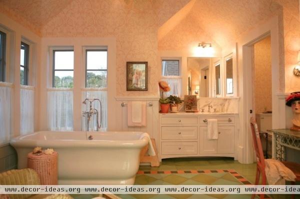 farmhouse bathroom by Alison Kandler Interior Design