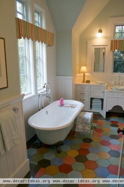 farmhouse bathroom by Alison Kandler Interior Design